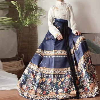 Комплект с изысканной вышивкой в виде лошадиной морды - Новое поступление Hanfu для женщин, улучшенная традиционная китайская одежда с цветочным принтом