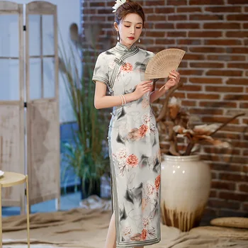 Yourqipao Summer Beige Slim Cheongsam Ink Flower Fashion Фотография Длинное Ципао в традиционном китайском стиле Вечернее платье для женщин