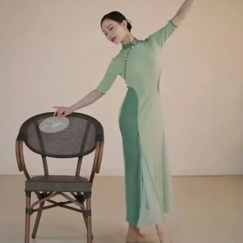 Женское Зеленое Танцевальное Китайское традиционное платье Чонсам с коротким рукавом в винтажном стиле больших размеров, длинное платье Ципао . ' - ' . 3